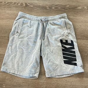 Nike men shorts